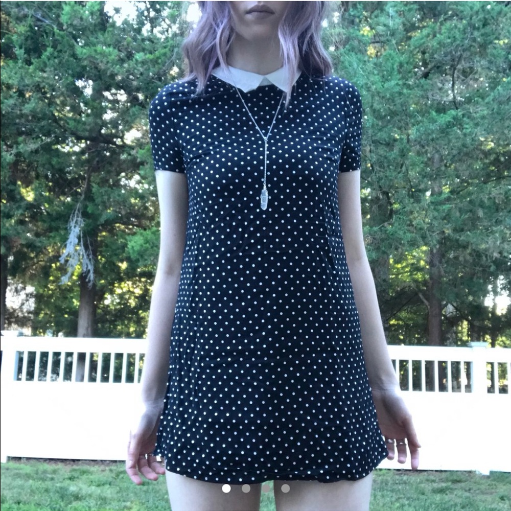 the cutest black & white polka dot collared dress